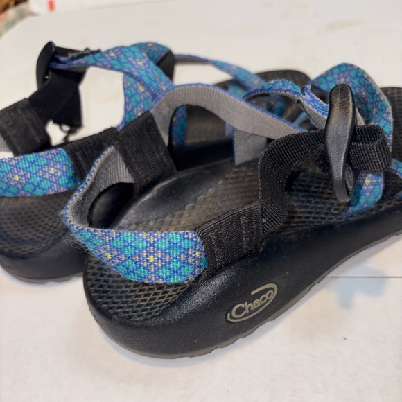 Chaco Z/2 Yampa hiking sandals featuring a blue and yellow women’s size 8 - Picture 8 of 8
